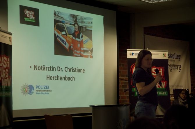 Notärztin Dr. Christiane Herchenbach berichtet