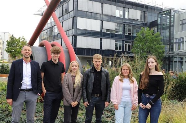 5 Jungstudierende starten ins neue Semester an der Hochschule Bonn-Rhein-Sieg